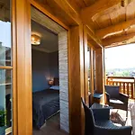 Lipki Park, Sun & Snow Apartment