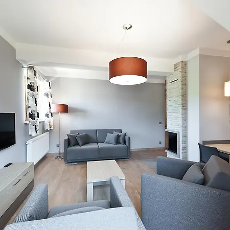 Lipki Park, Sun & Snow Apartment